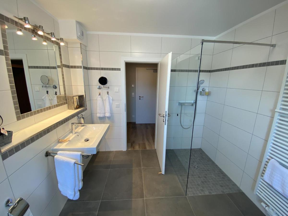 Waldhotel Am Jaeger Wesel  Bagian luar foto