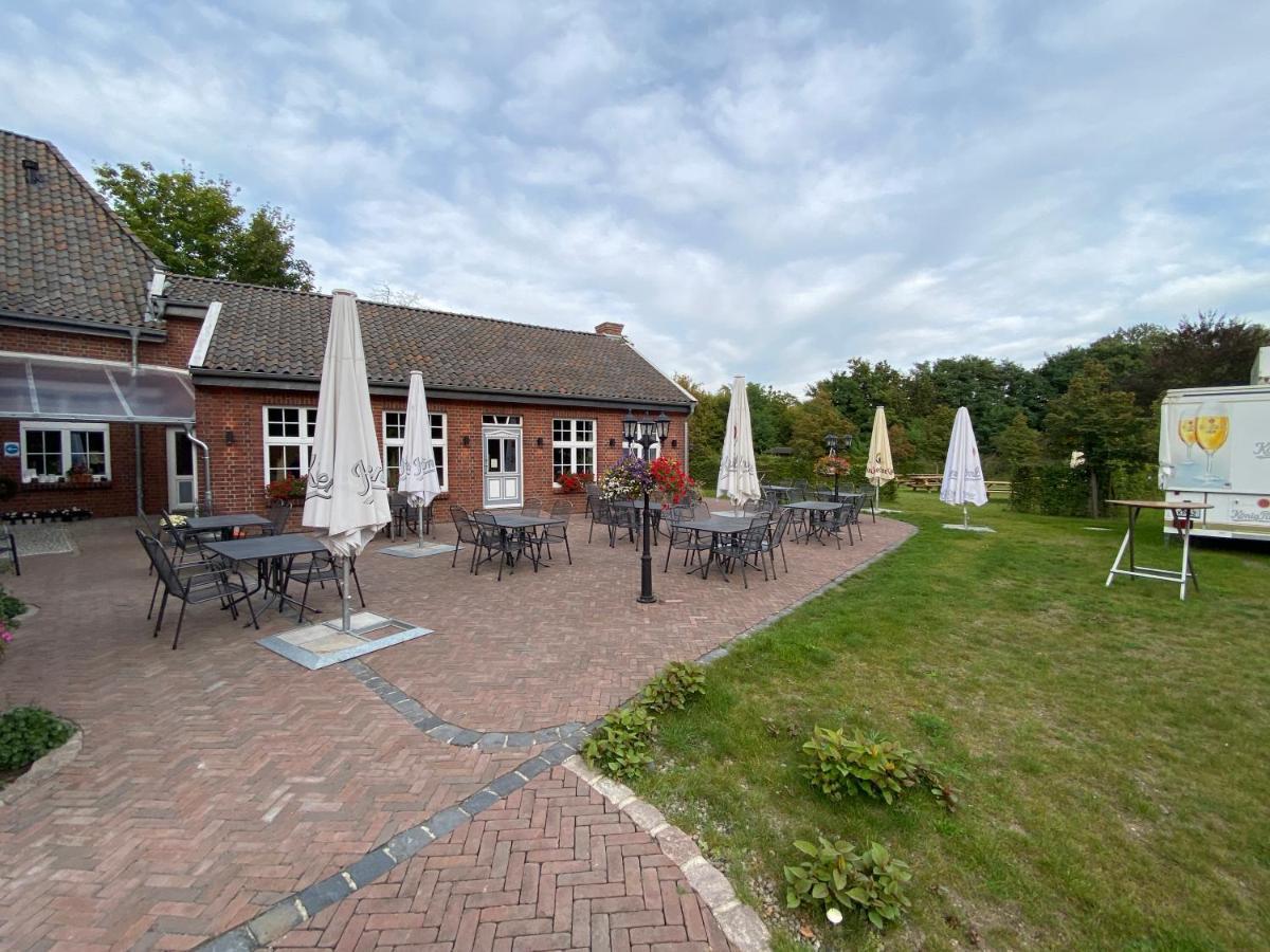Waldhotel Am Jaeger Wesel  Bagian luar foto